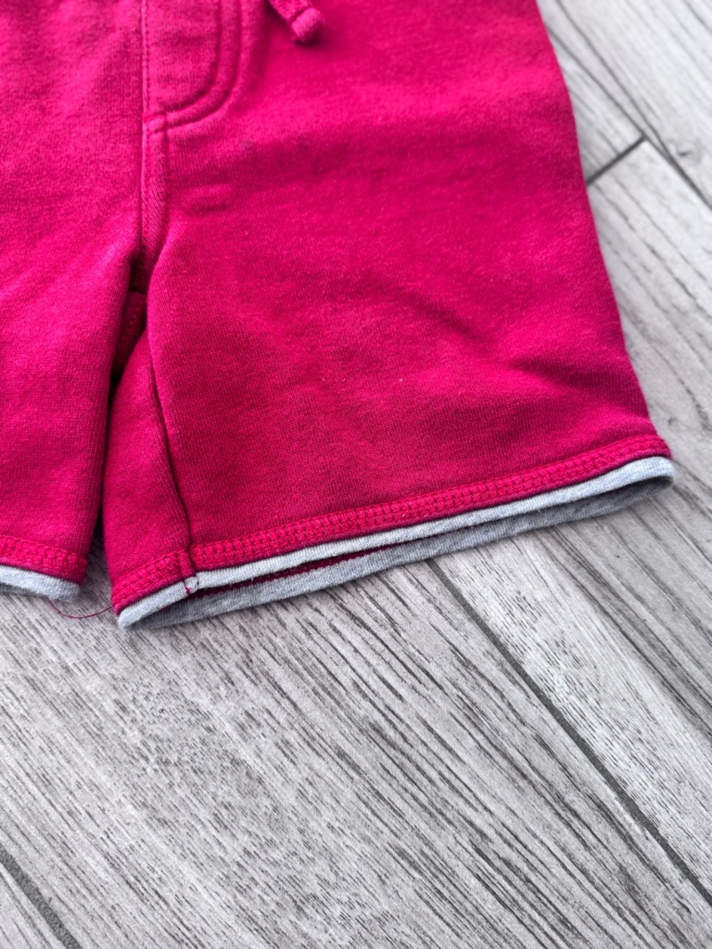 3 Pieces! Gymboree Skateboard T-Shirts Red Shorts Set Boy Size 18-24 month - Picture 12 of 14